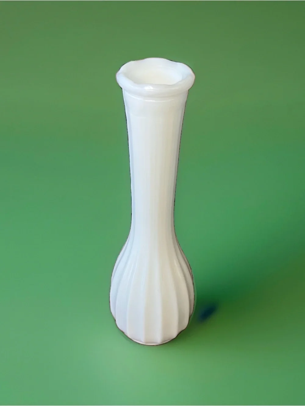 Vintage CLG Co. 8 1/2” White Milk Glass Bud Vase Carr-Lowrey Glass MCM